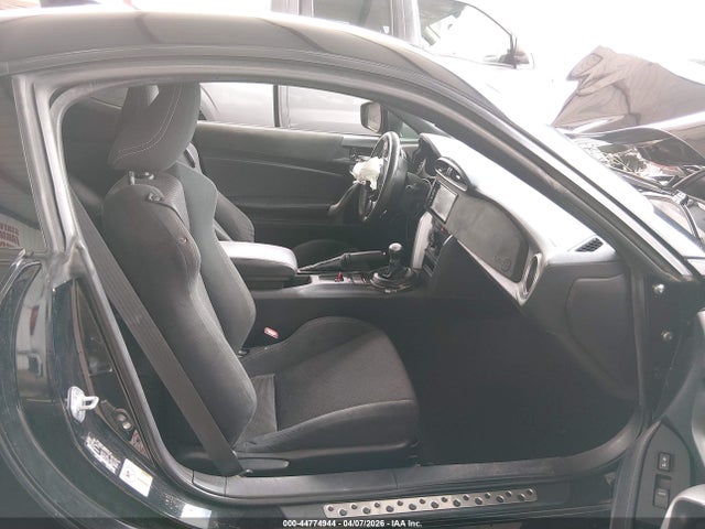JF1ZNAA18H8703340 Toyota 86