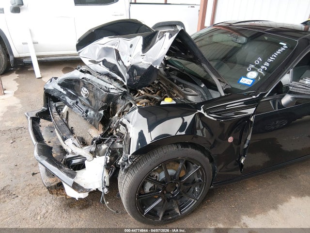 JF1ZNAA18H8703340 Toyota 86