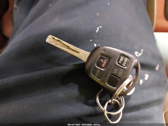 44774962 :رقم المزاد ، 2T2GA31U94C006367 vin ، 2004 Lexus Rx 330 مزاد بيع