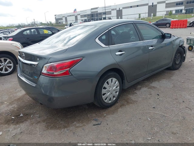 2014 Nissan Altima 2.5 S მანქანა იყიდება აუქციონზე, vin: 1N4AL3AP0EN225673, აუქციონის ნომერი: 44774965