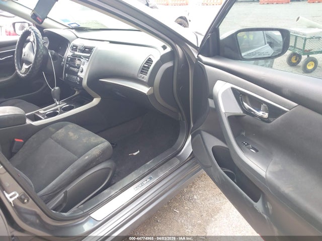 2014 Nissan Altima 2.5 S მანქანა იყიდება აუქციონზე, vin: 1N4AL3AP0EN225673, აუქციონის ნომერი: 44774965