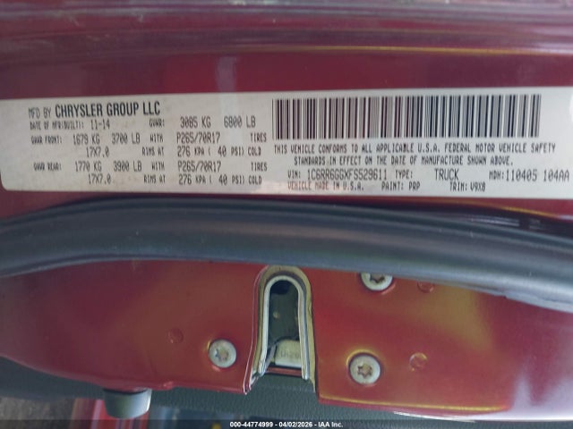 2015 RAM 1500 1C6RR6GGXFS529611 Photo 8