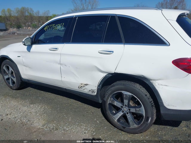 Продажа на аукционе авто 2016 Mercedes-benz Glc 300 4matic, vin: WDC0G4KB0GF041215, номер лота: 44775024