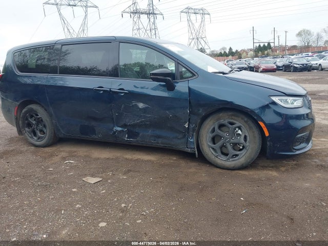 Продажа на аукционе авто 2023 Chrysler Pacifica Hybrid Limited, vin: 2C4RC1S74PR618839, номер лота: 44775026