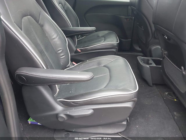 Продажа на аукционе авто 2023 Chrysler Pacifica Hybrid Limited, vin: 2C4RC1S74PR618839, номер лота: 44775026