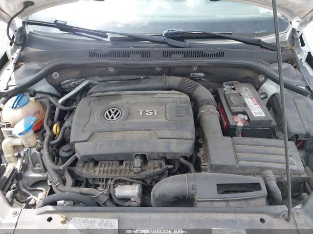 3VWD17AJ4FM418207 Volkswagen Jetta 1.8t Se