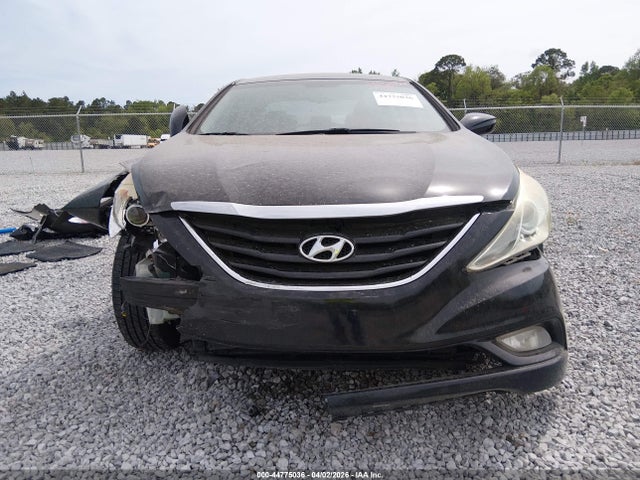 2013 Hyundai Sonata Gls მანქანა იყიდება აუქციონზე, vin: 5NPEB4AC3DH554383, აუქციონის ნომერი: 44775036