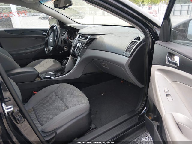 2013 Hyundai Sonata Gls მანქანა იყიდება აუქციონზე, vin: 5NPEB4AC3DH554383, აუქციონის ნომერი: 44775036