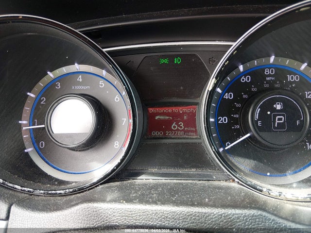 2013 Hyundai Sonata Gls მანქანა იყიდება აუქციონზე, vin: 5NPEB4AC3DH554383, აუქციონის ნომერი: 44775036