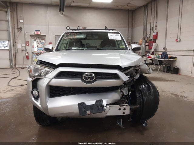 Продажа на аукционе авто 2015 Toyota 4runner Sr5, vin: JTEBU5JR7F5220525, номер лота: 44775049