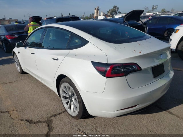 2021 TESLA MODEL 3 5YJ3E1EB6MF997379 Photo 2