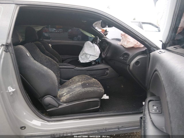 2019 DODGE CHALLENGER 2C3CDZJG6KH672343 Photo 4