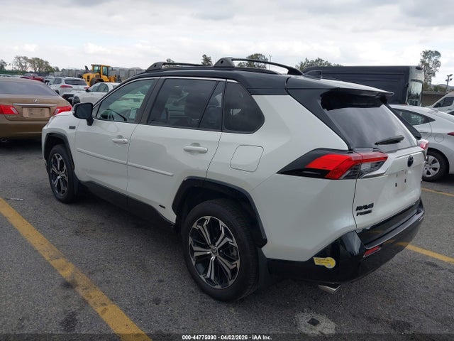 2022 TOYOTA RAV4 PRIME JTMEB3FV2ND078395 Photo 2