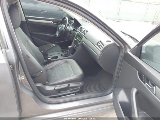 Aukcja sprzedaży 2015 Volkswagen Passat 1.8t Wolfsburg Edition, vin: 1VWAS7A32FC033067, numer aukcji: 44775115