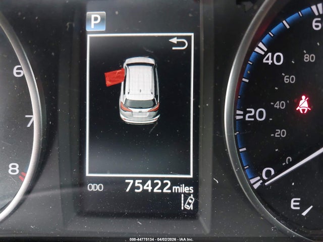 Toyota RAV4 LE 2018 JTMZFREV6JD111841 Image 16