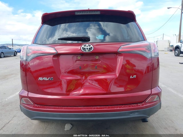 Toyota RAV4 LE 2018 JTMZFREV6JD111841 Image 17
