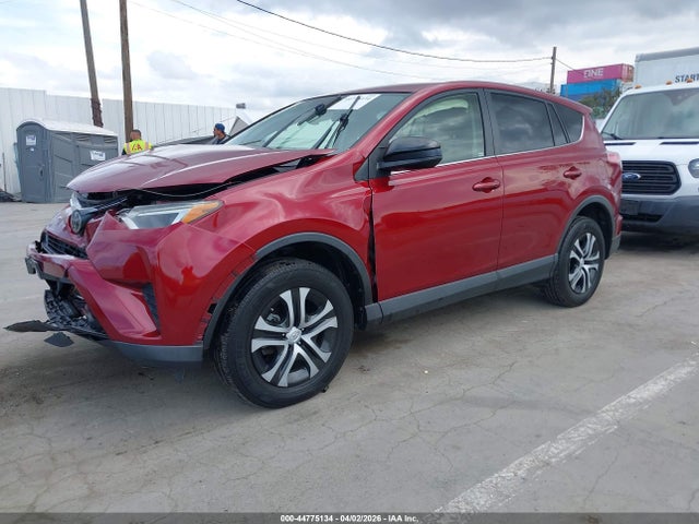 2018 TOYOTA RAV4 JTMZFREV6JD111841 Photo 1