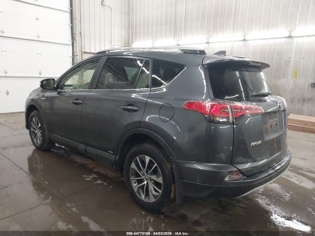 44775169 :رقم المزاد ، JTMRJREV9JD231213 vin ، 2018 Toyota Rav4 Hybrid Xle مزاد بيع