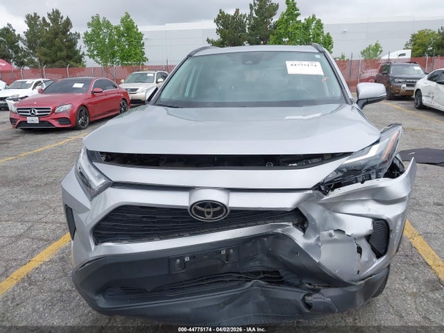 2T3P1RFV0PW330939 Toyota Rav4 Xle