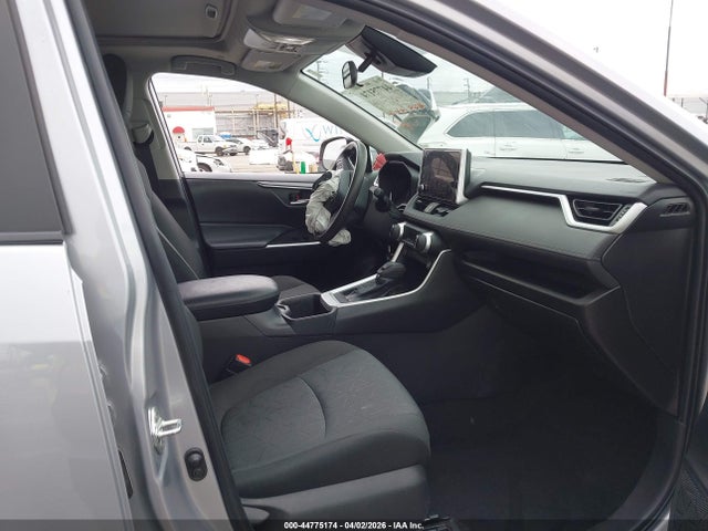 2T3P1RFV0PW330939 Toyota Rav4 Xle