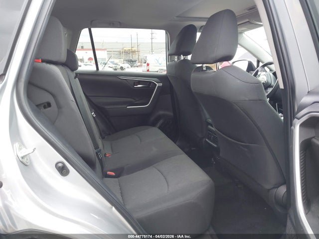 2T3P1RFV0PW330939 Toyota Rav4 Xle
