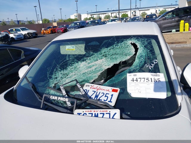 3CZRZ1H31RM753557 Honda Hr-v 2wd Lx