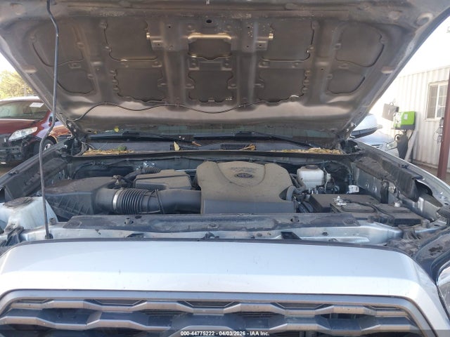3TMCZ5ANXPM623823 Toyota Tacoma Trd Off Road