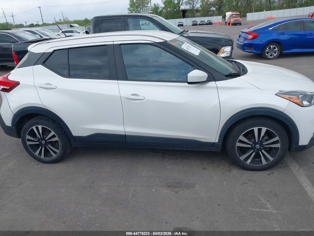 Продаж на аукціоні авто 2020 Nissan Kicks Sv Xtronic Cvt, vin: 3N1CP5CV4LL545741, номер лоту: 44775223