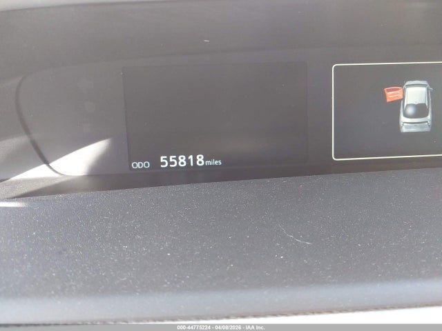 JTDKARFU9H3048434 Toyota Prius Three