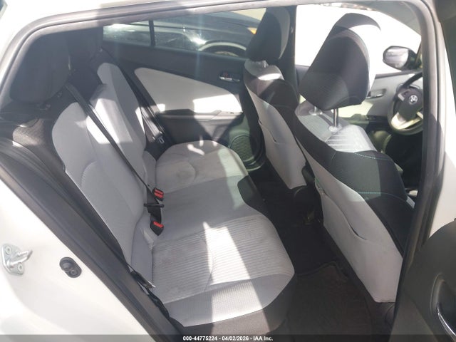 JTDKARFU9H3048434 Toyota Prius Three
