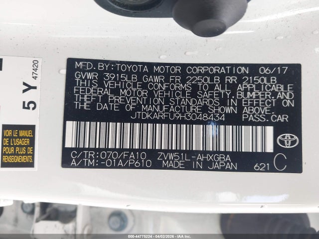 JTDKARFU9H3048434 Toyota Prius Three