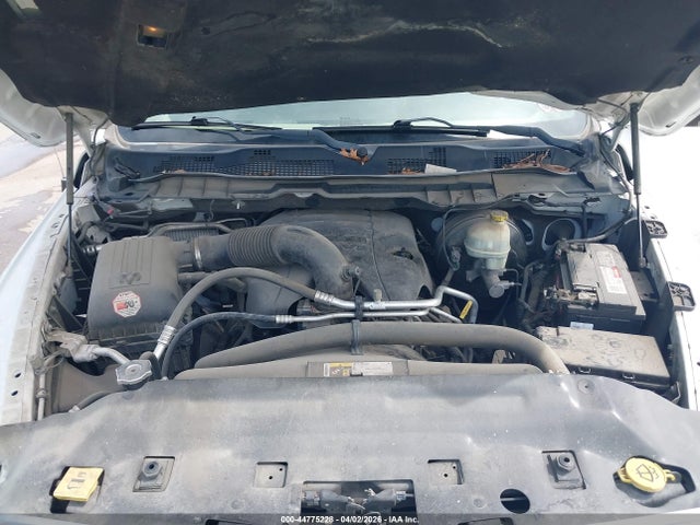 2015 RAM 1500 1C6RR6LT4FS762628 Photo 9