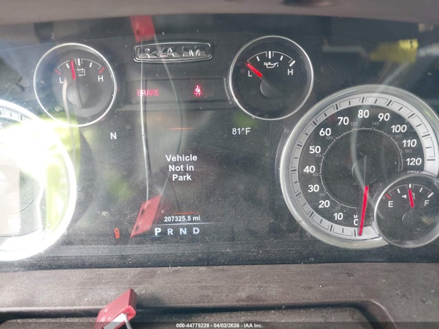 2015 RAM 1500 1C6RR6LT4FS762628 Photo 6