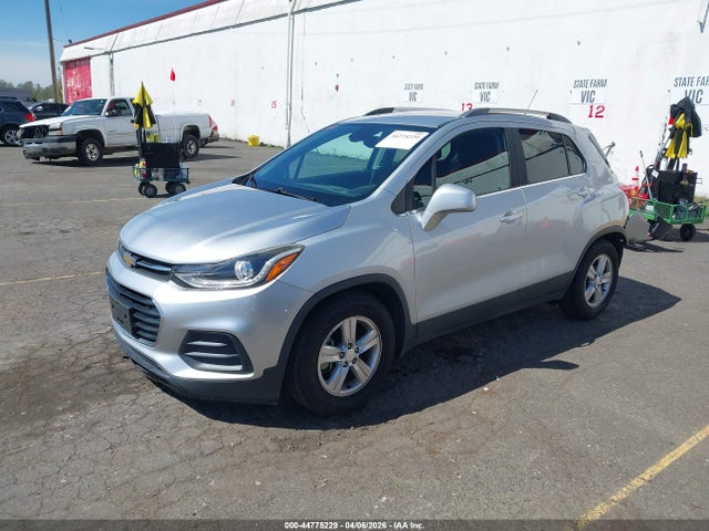 Chevrolet Trax Lt 2017 3GNCJLSB5HL133885 Image 2