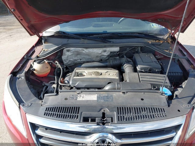 2011 VOLKSWAGEN TIGUAN WVGAV7AX6BW000784 Photo 9