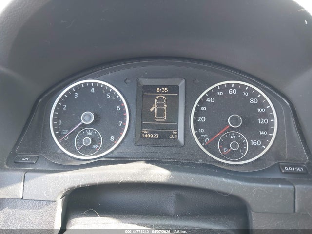2011 VOLKSWAGEN TIGUAN WVGAV7AX6BW000784 Photo 6