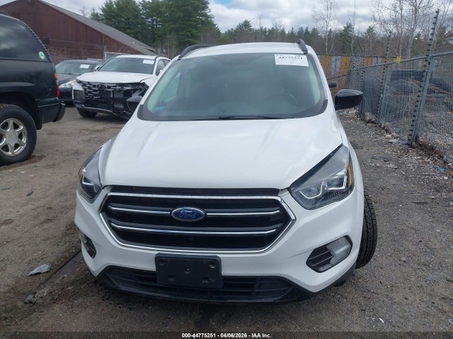 1FMCU9GD3KUA84871 Ford ESCAPE SE