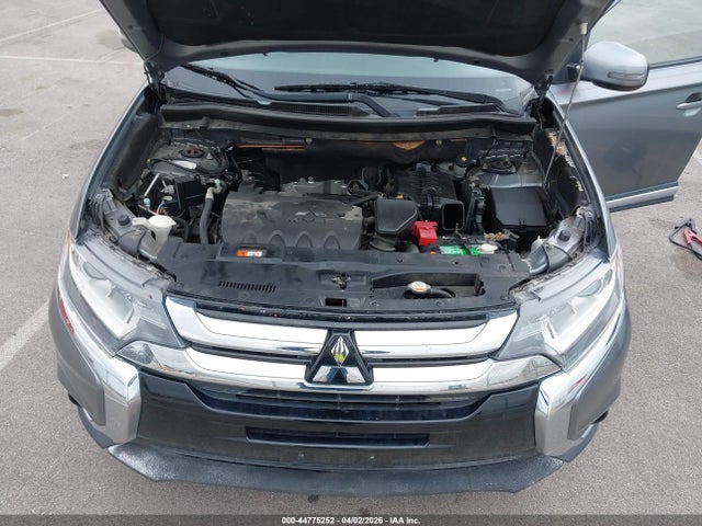 Aukcja sprzedaży 2016 Mitsubishi Outlander Se, vin: JA4AZ3A35GZ002833, numer aukcji: 44775252