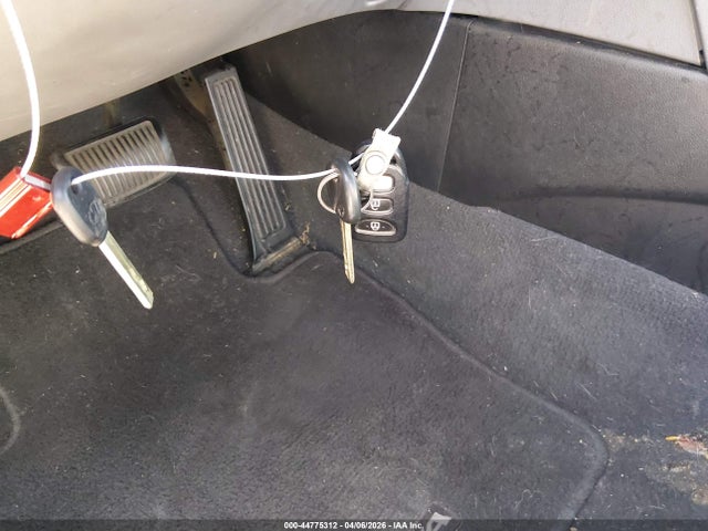 2011 HYUNDAI SONATA 5NPEB4AC7BH140231 Photo 10