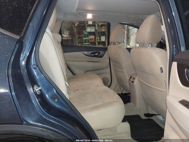 Продажа на аукционе авто 2015 Nissan Rogue Sv, vin: 5N1AT2MV3FC803367, номер лота: 44775318