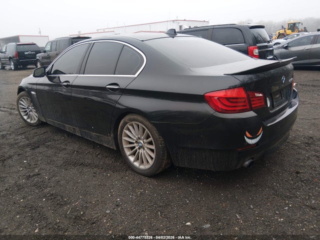 2012 BMW 535I WBAFU7C50CDU58274 Photo 2