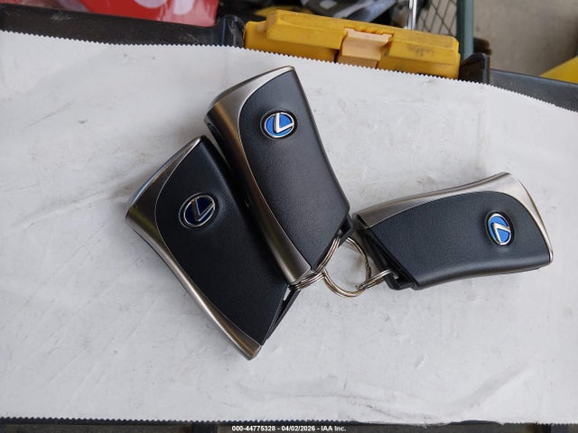 JTHP9JBH6N2060369 Lexus UX 250H