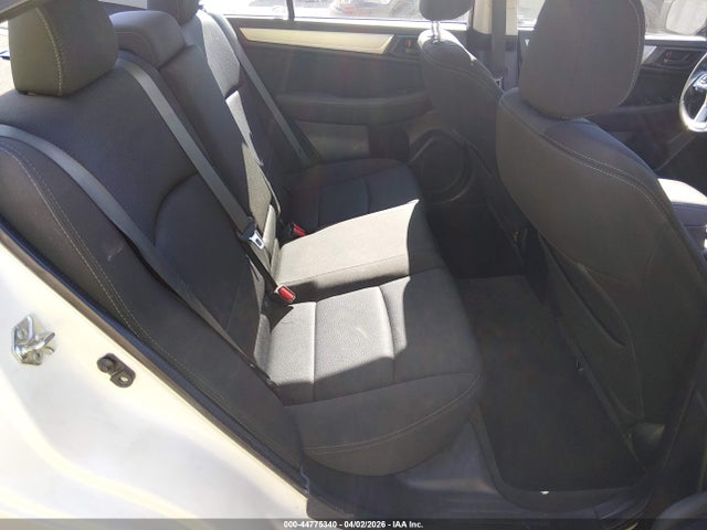 Продажа на аукционе авто 2015 Subaru Legacy 2.5i, vin: 4S3BNAA69F3034867, номер лота: 44775340