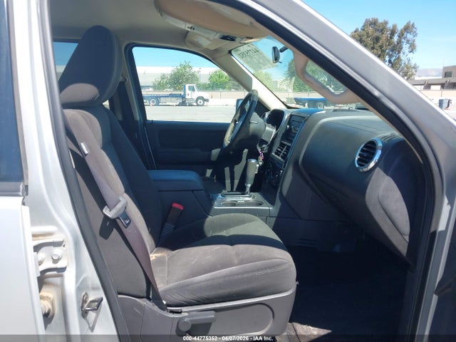 2010 FORD EXPLORER 1FMEU6DE5AUA35822 Photo 4