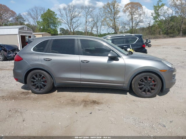 2013 Porsche Cayenne მანქანა იყიდება აუქციონზე, vin: WP1AA2A21DLA00038, აუქციონის ნომერი: 44775354