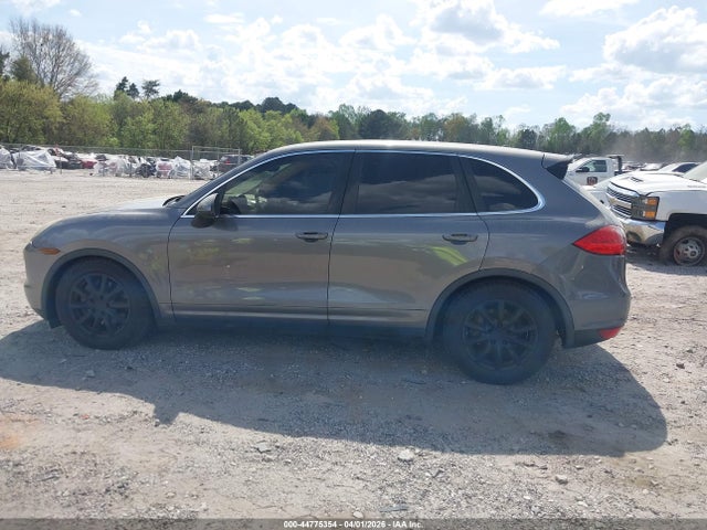 2013 Porsche Cayenne მანქანა იყიდება აუქციონზე, vin: WP1AA2A21DLA00038, აუქციონის ნომერი: 44775354