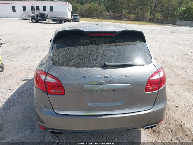 2013 Porsche Cayenne მანქანა იყიდება აუქციონზე, vin: WP1AA2A21DLA00038, აუქციონის ნომერი: 44775354