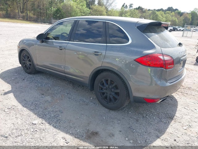 2013 Porsche Cayenne მანქანა იყიდება აუქციონზე, vin: WP1AA2A21DLA00038, აუქციონის ნომერი: 44775354