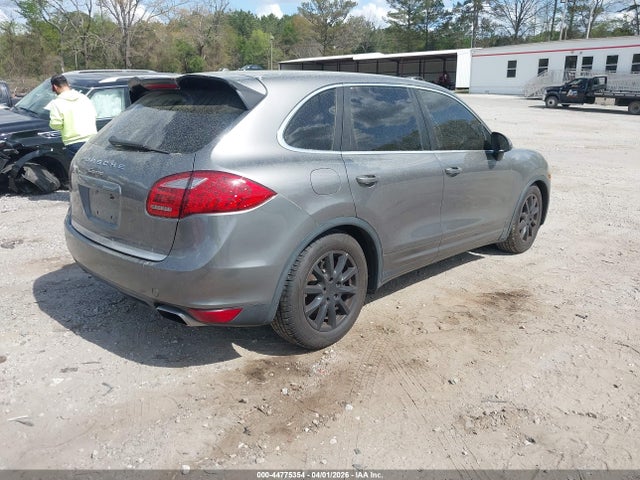 2013 Porsche Cayenne მანქანა იყიდება აუქციონზე, vin: WP1AA2A21DLA00038, აუქციონის ნომერი: 44775354
