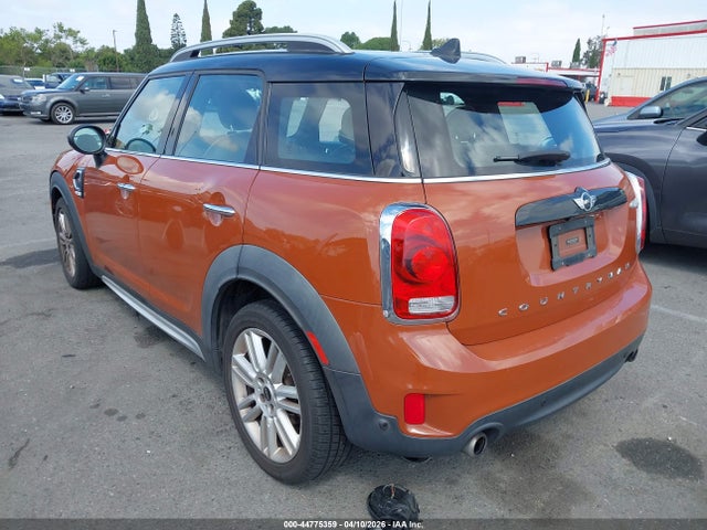 Mini Countryman Cooper S 2017 WMZYT3C39H3D97996 Image 3